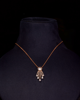 Glee Elegant Shine Diamonds Pendant Set